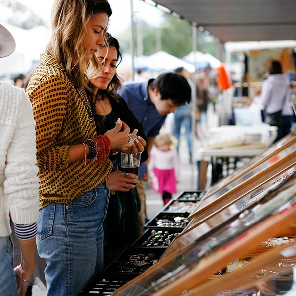 Howlin' Ray's - Visit Pasadena | Visit Pasadena